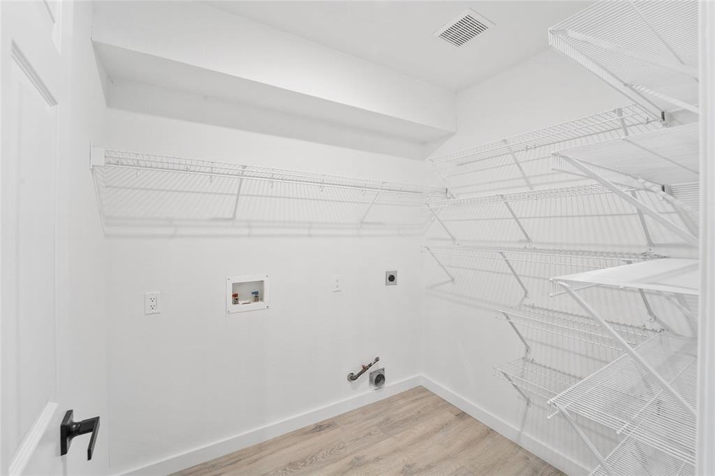 2537 Vernell Way - Photo 23