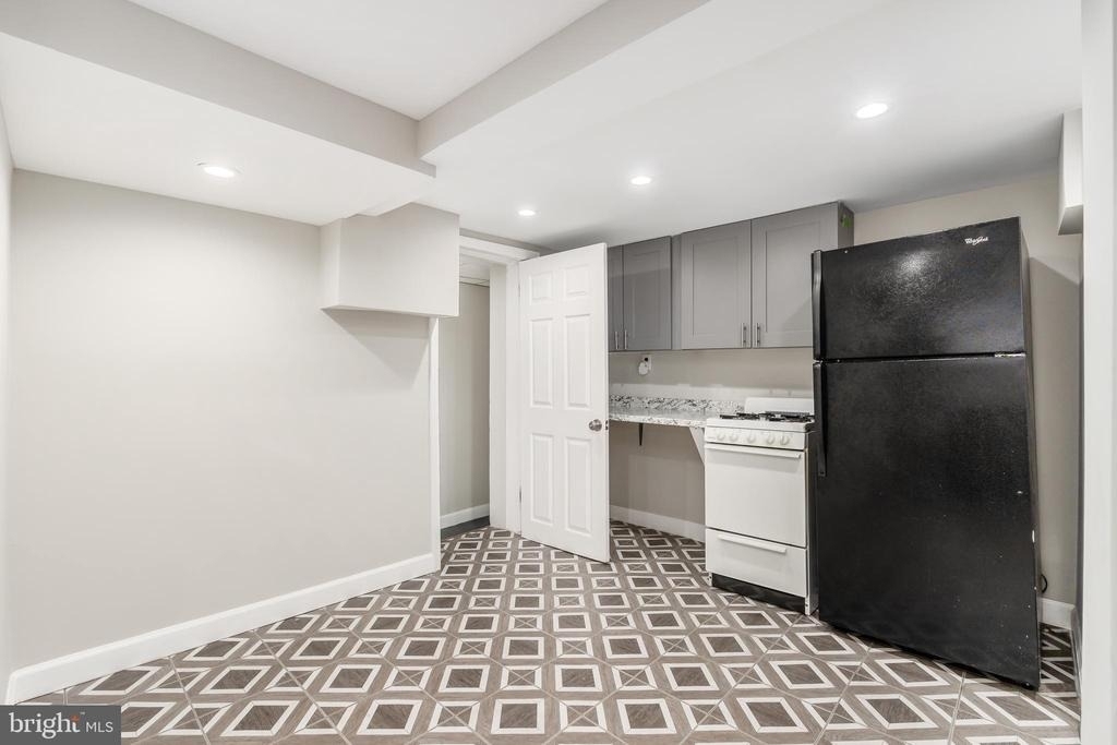 900 Madison Street Nw - Photo 27