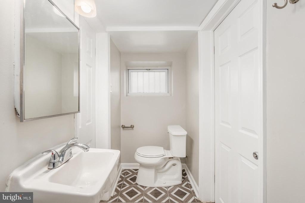 900 Madison Street Nw - Photo 29