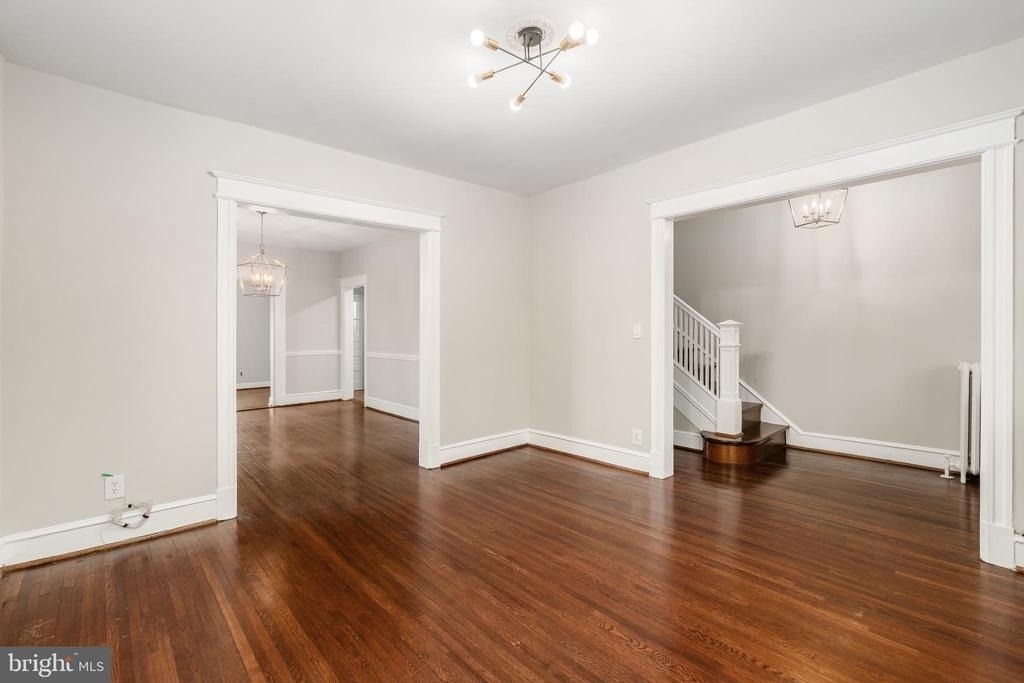 900 Madison Street Nw - Photo 5