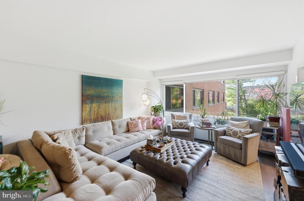 4201 Cathedral Avenue Nw - Photo 0