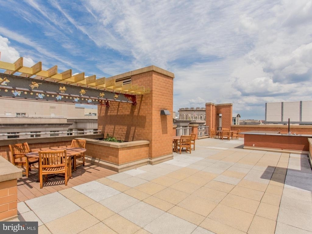 631 D Street Nw - Photo 55