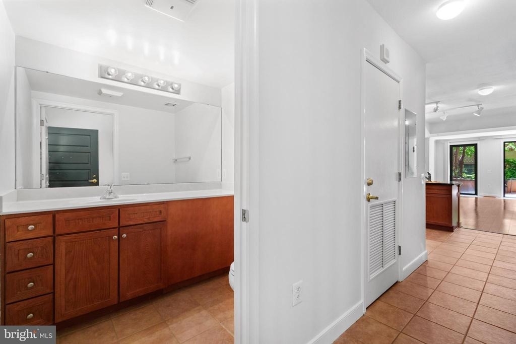 631 D Street Nw - Photo 13