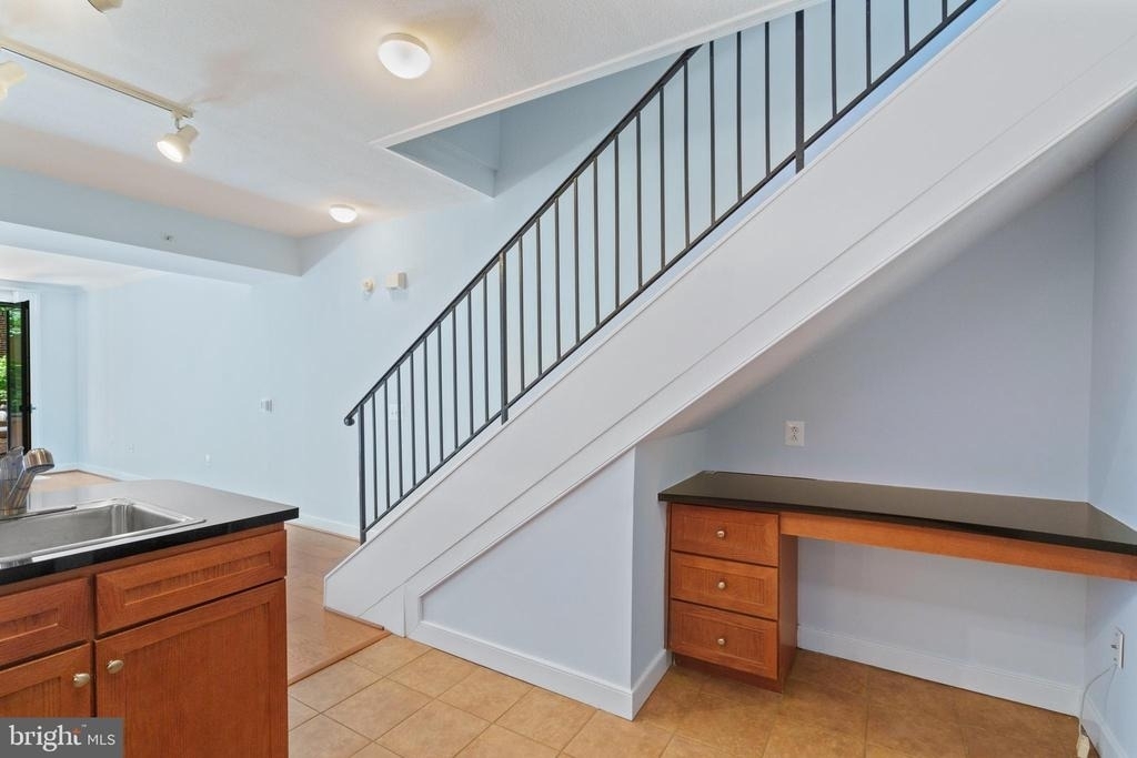 631 D Street Nw - Photo 11