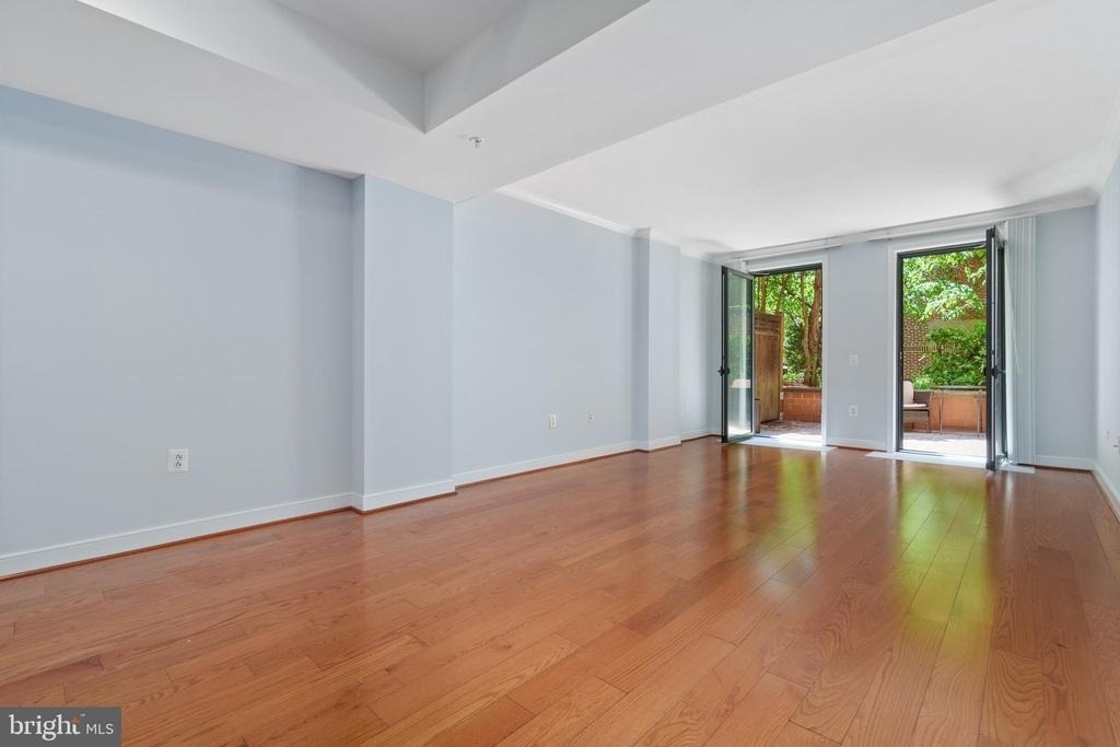 631 D Street Nw - Photo 5