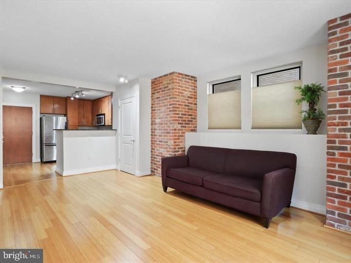 915 E Street Nw - Photo 11