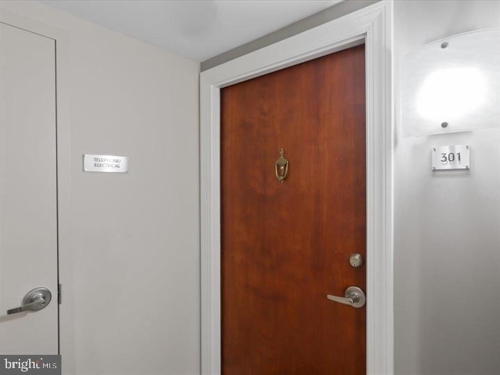 915 E Street Nw - Photo 3