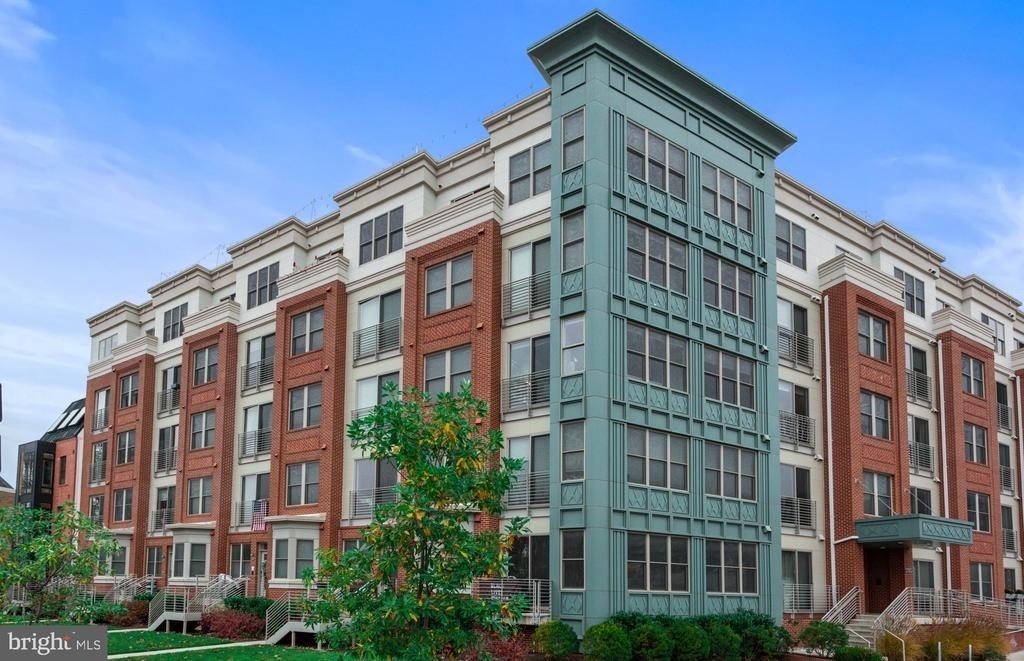 1350 Maryland Avenue Ne - Photo 0