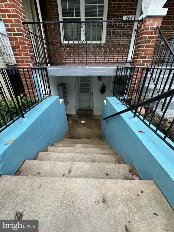 204 16th Street Se - Photo 0