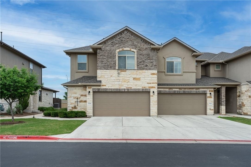 2880 Donnell Dr - Photo 0