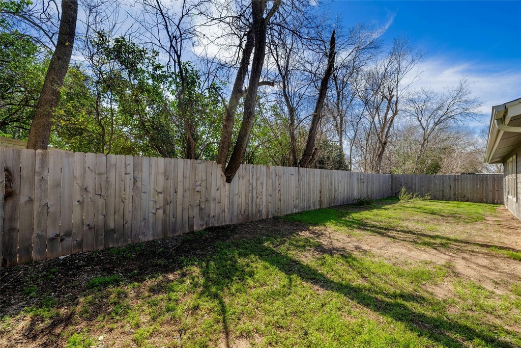 5503 Manor Rd - Photo 31