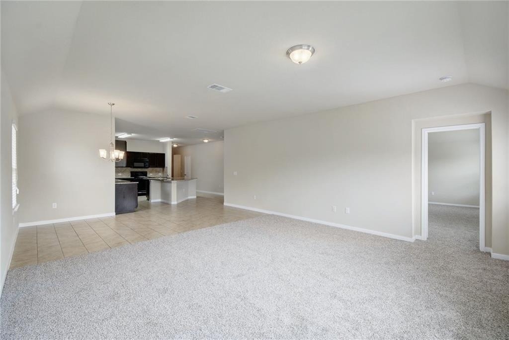 5817 Roderick Dr - Photo 3