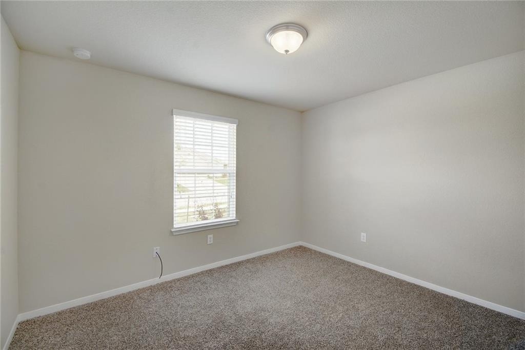 5817 Roderick Dr - Photo 21