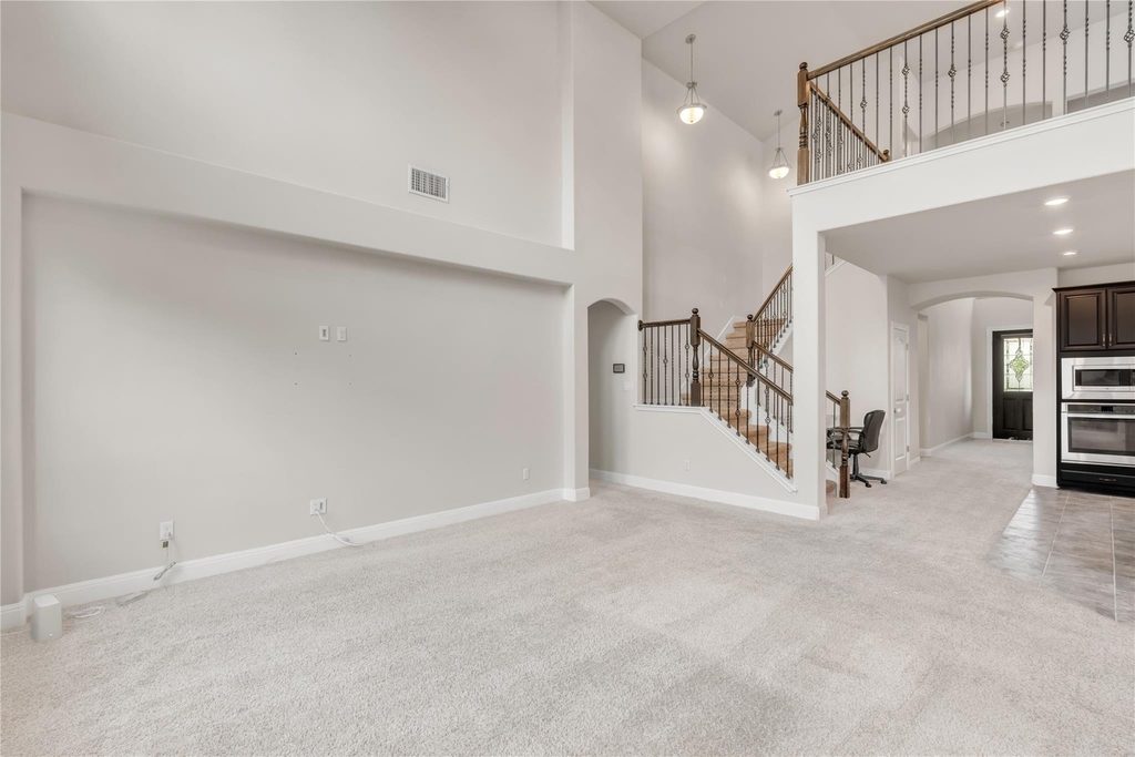 5300 Cipriano Dr - Photo 7