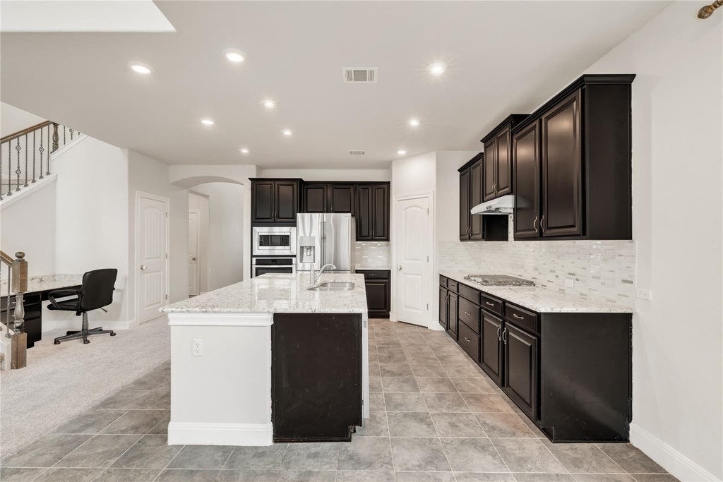 5300 Cipriano Dr - Photo 13
