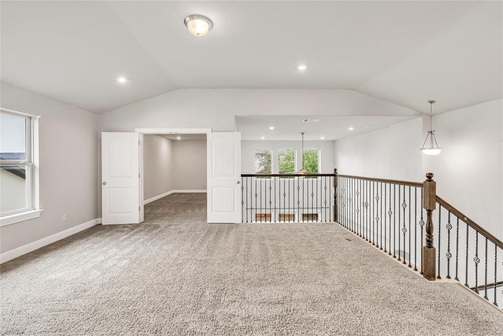5300 Cipriano Dr - Photo 26