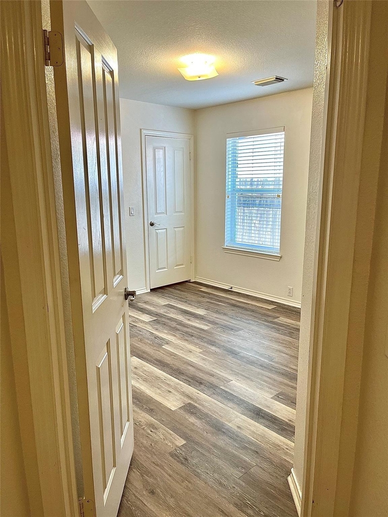 2117 Kimra Ln - Photo 28