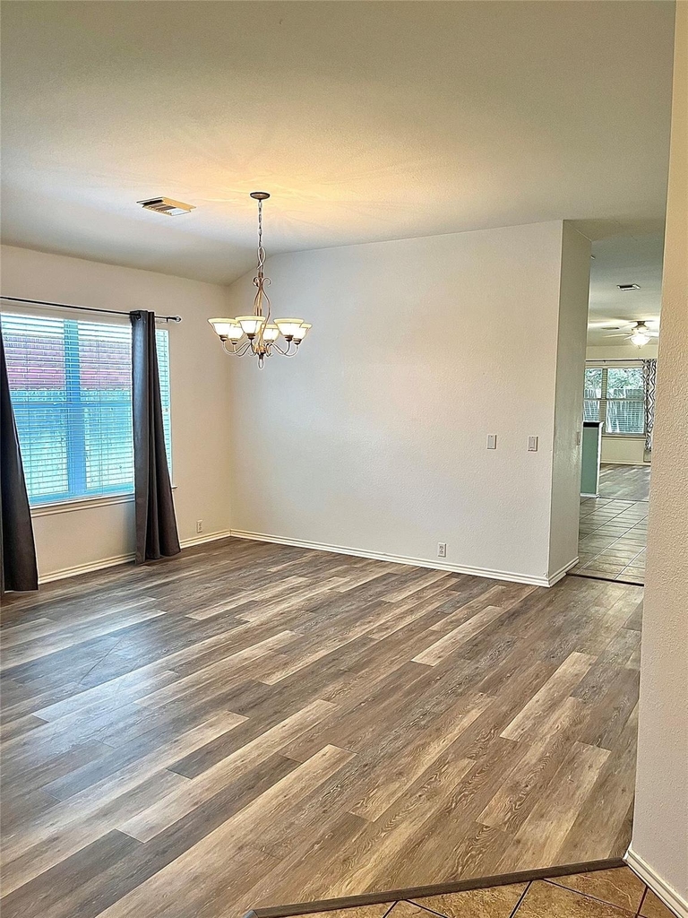 2117 Kimra Ln - Photo 2