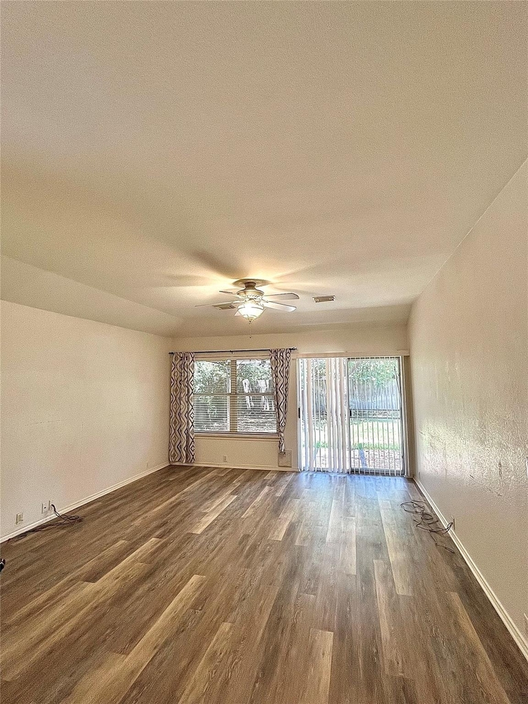 2117 Kimra Ln - Photo 8