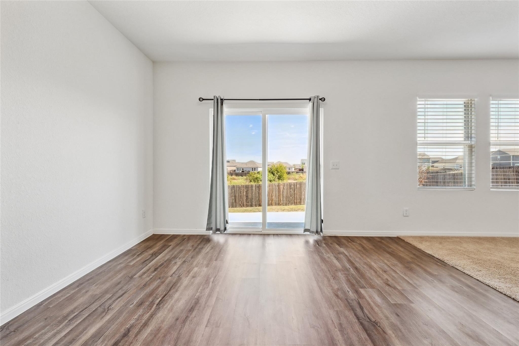 14105 Jeannette Rankin Rd - Photo 21