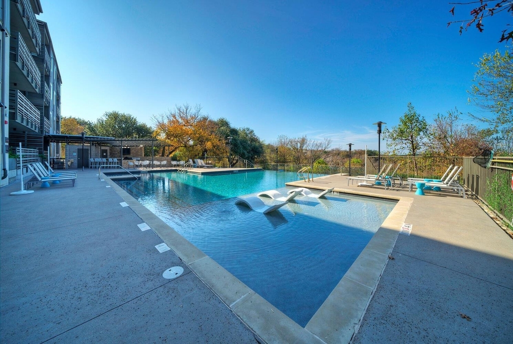 3600 S Lamar Blvd - Photo 21