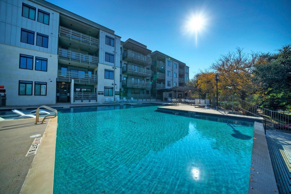 3600 S Lamar Blvd - Photo 22