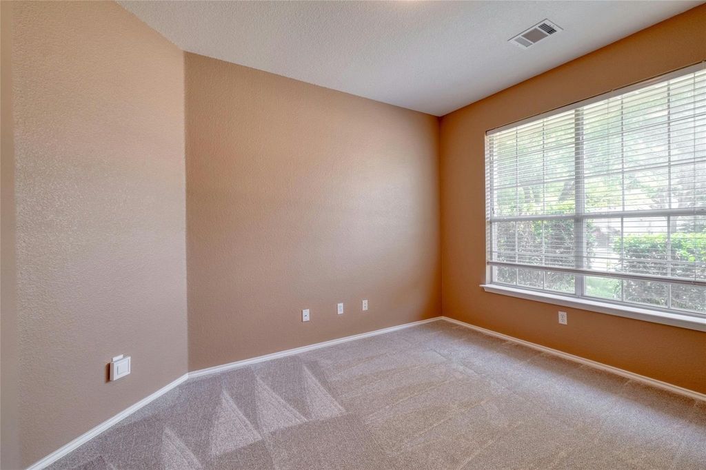 2310 Kristen Ln - Photo 25