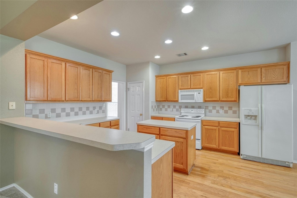 2310 Kristen Ln - Photo 9