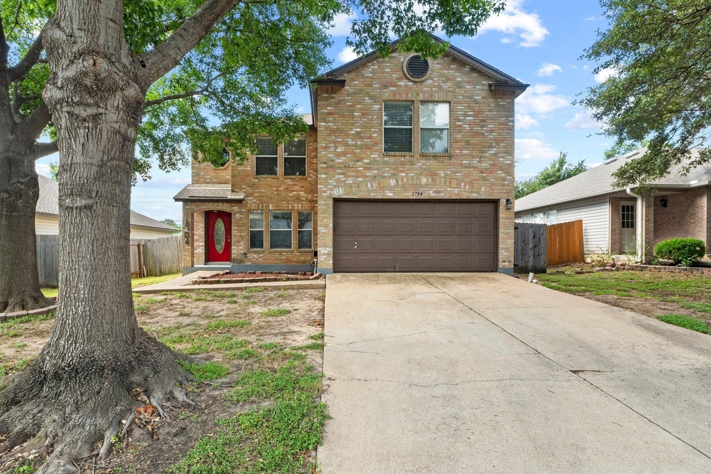 1704 Matagorda Dr - Photo 1