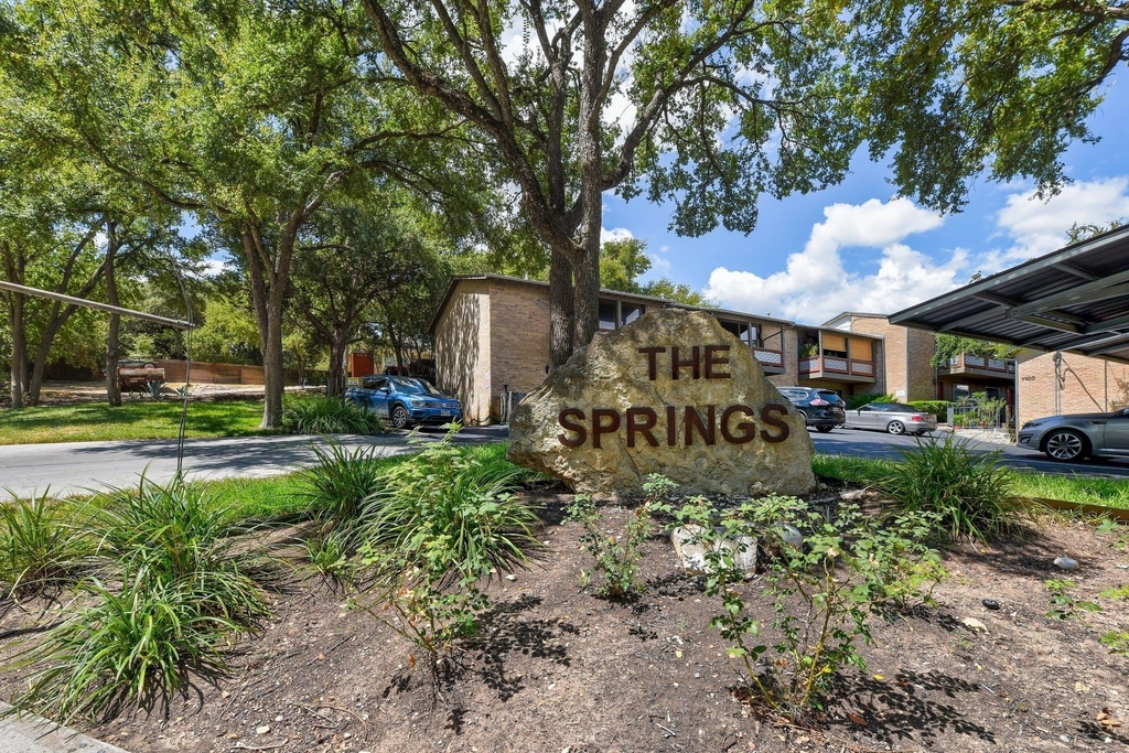 1100 Azie Morton Rd - Photo 1