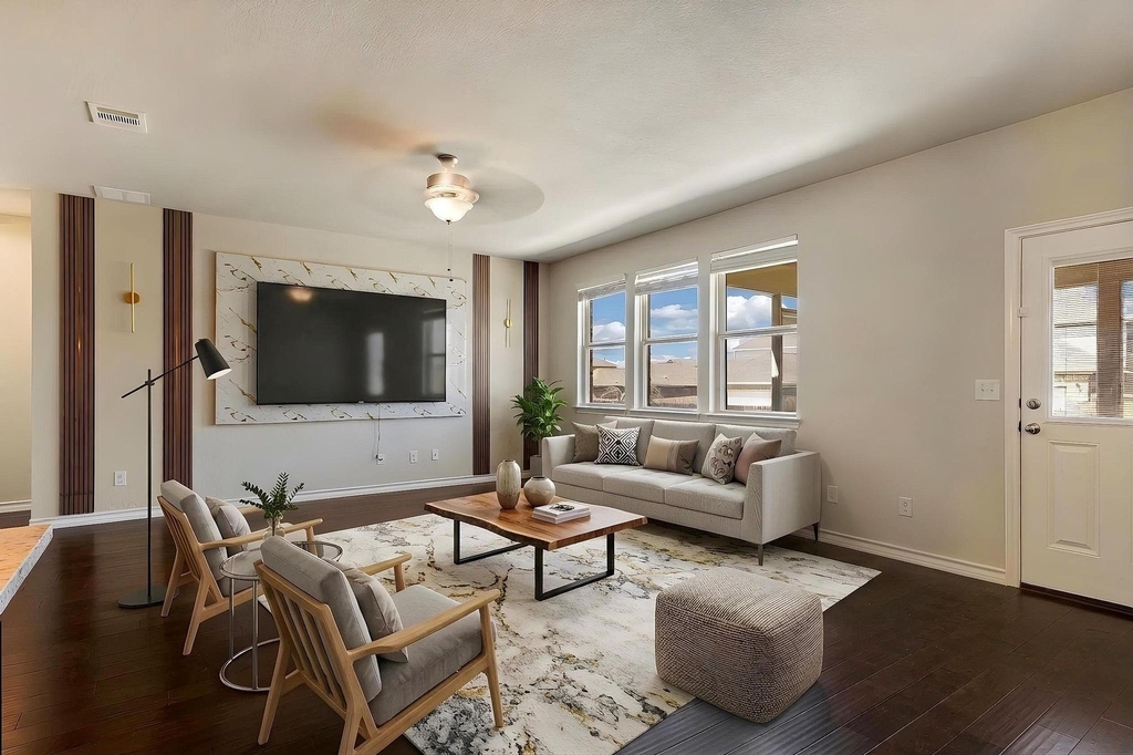 1341 Eagle Ray St - Photo 3