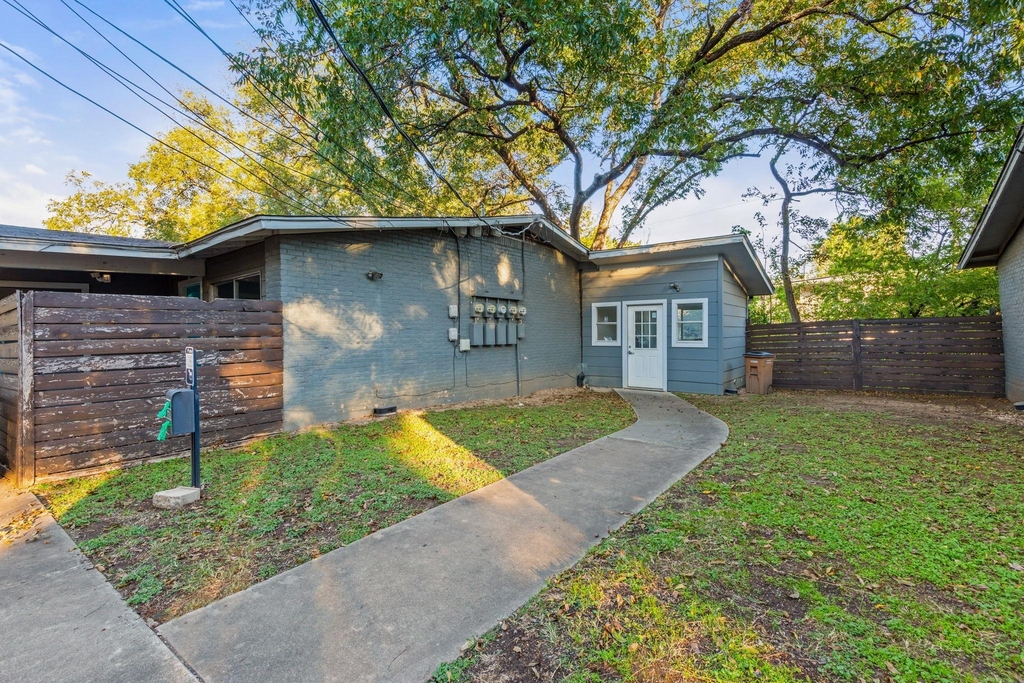 1905 Fairlawn Ln Ln - Photo 21