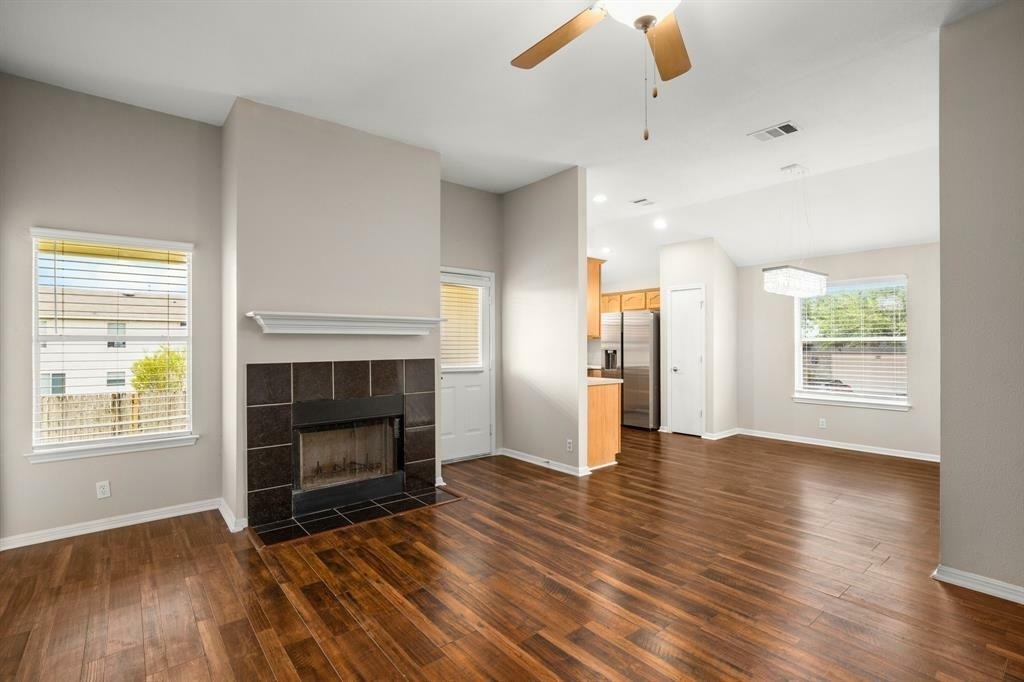 14901 Nuttall Dr - Photo 2