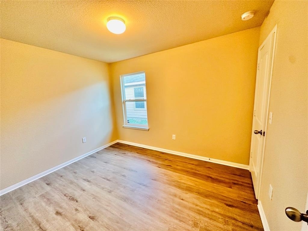 704 Silver Wing Dr - Photo 9