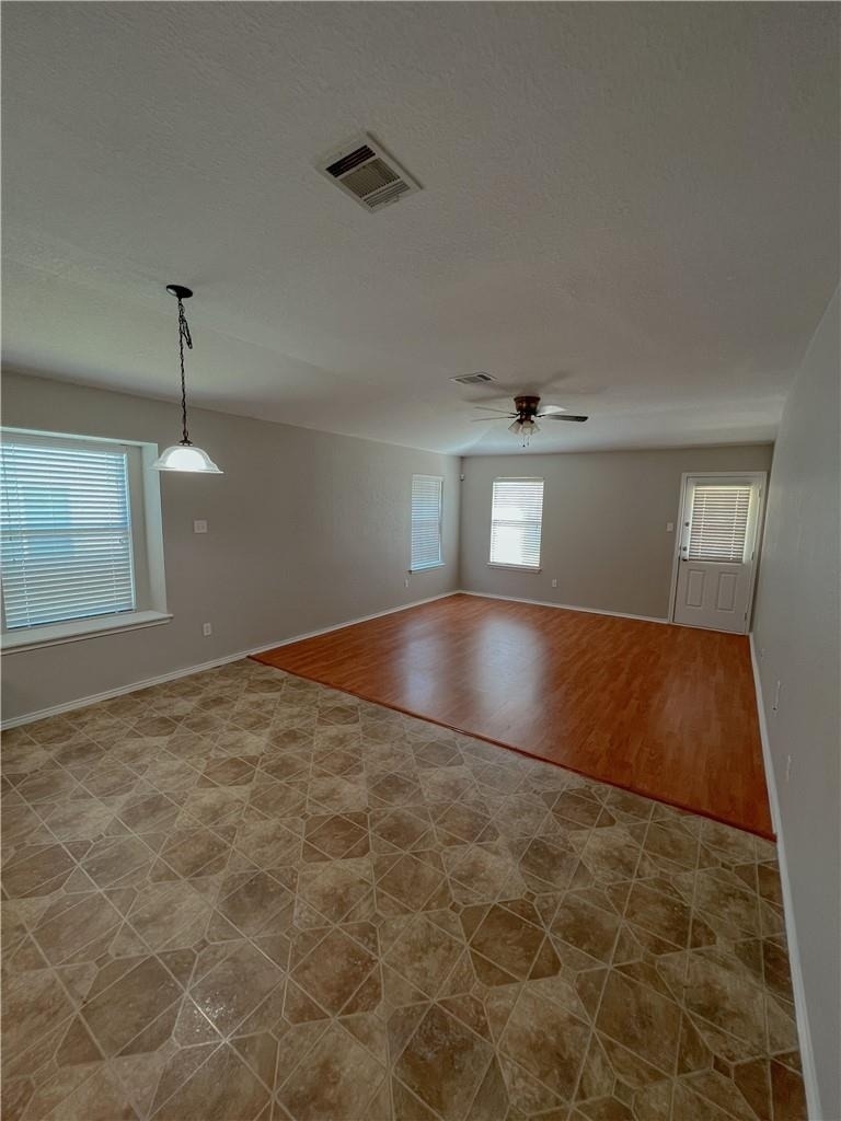 325 Altamont St - Photo 5