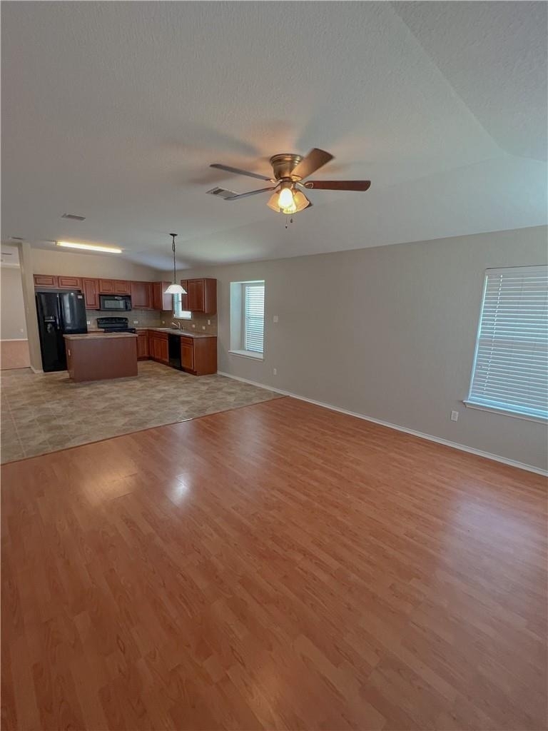 325 Altamont St - Photo 6