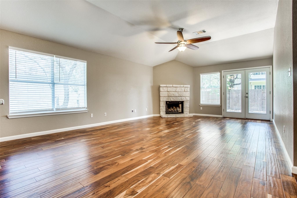 1314 Brighton Bend Ln - Photo 0