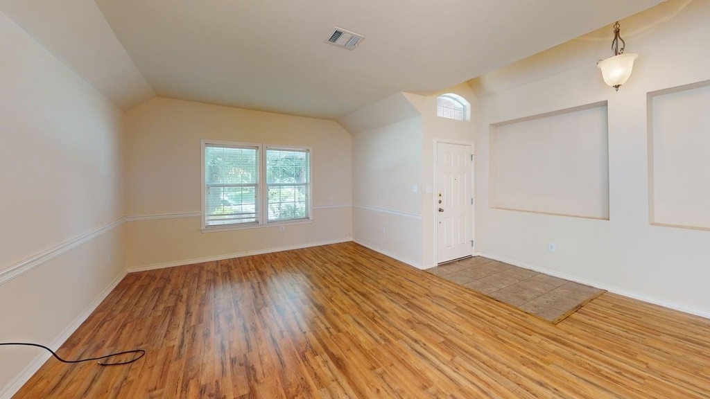 2816 Mission Tejas Dr - Photo 5