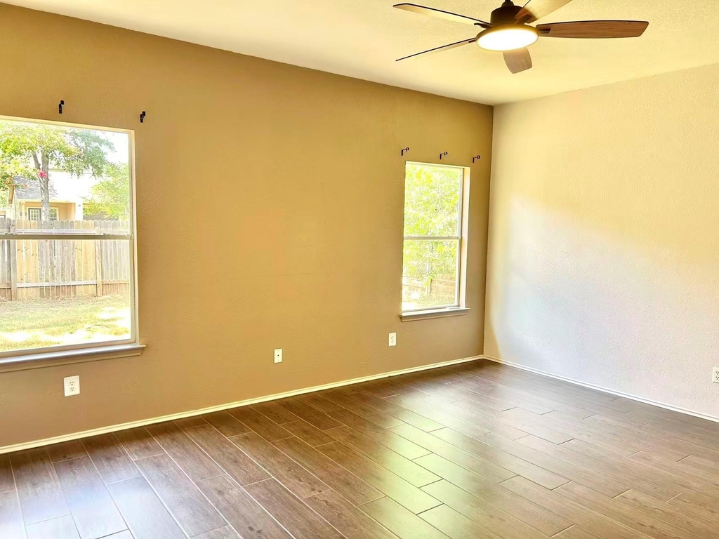 615 Settlement St - Photo 14