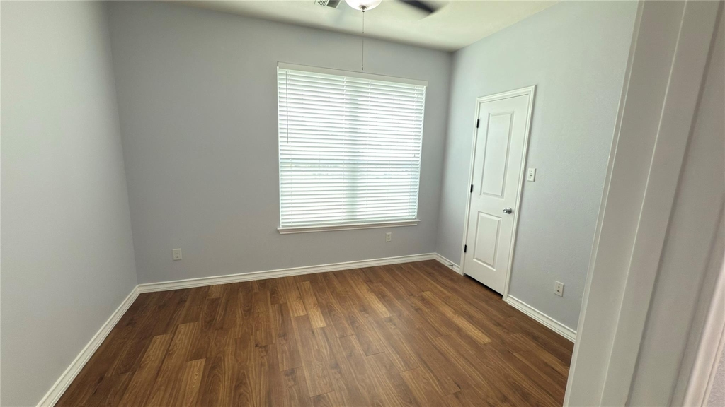 400 West St - Photo 6