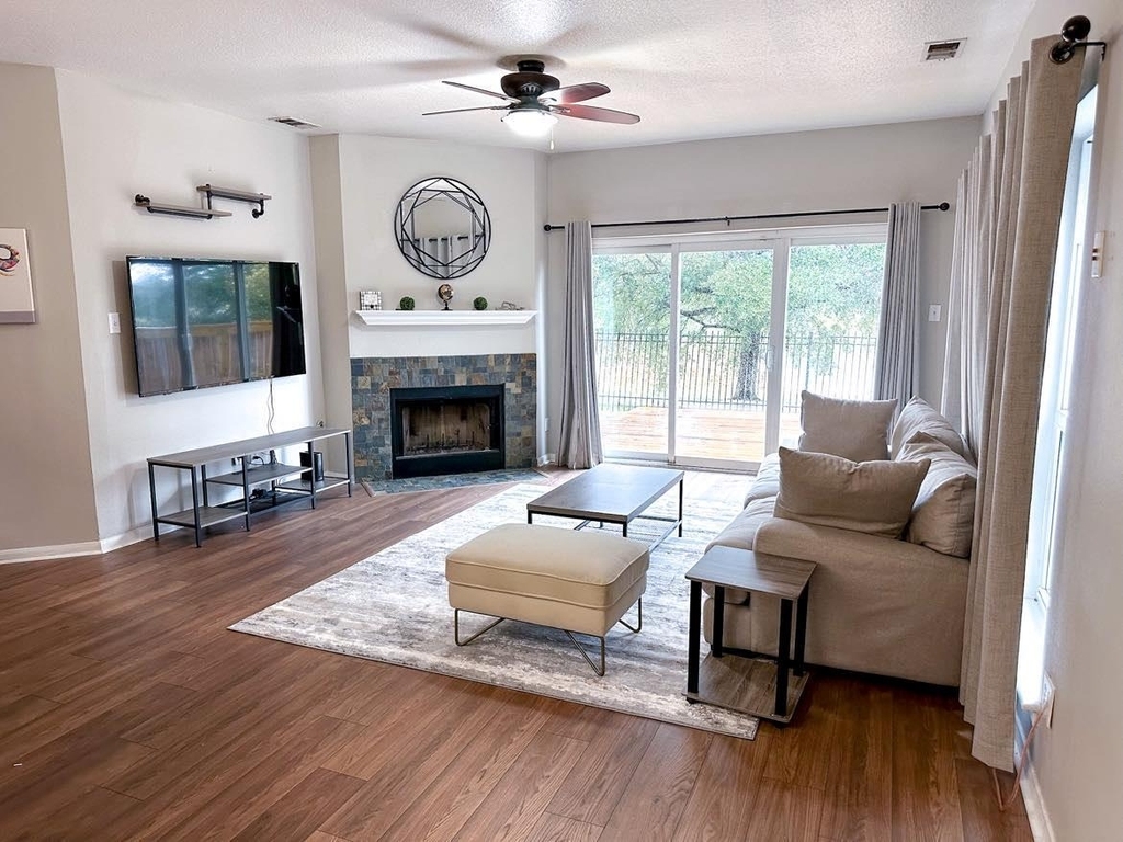 11321 Avering Ln - Photo 1