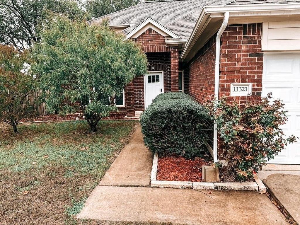 11321 Avering Ln - Photo 25