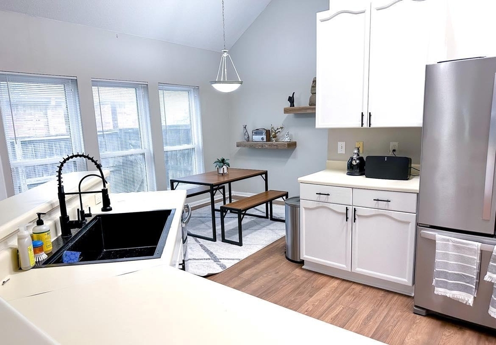 11321 Avering Ln - Photo 7