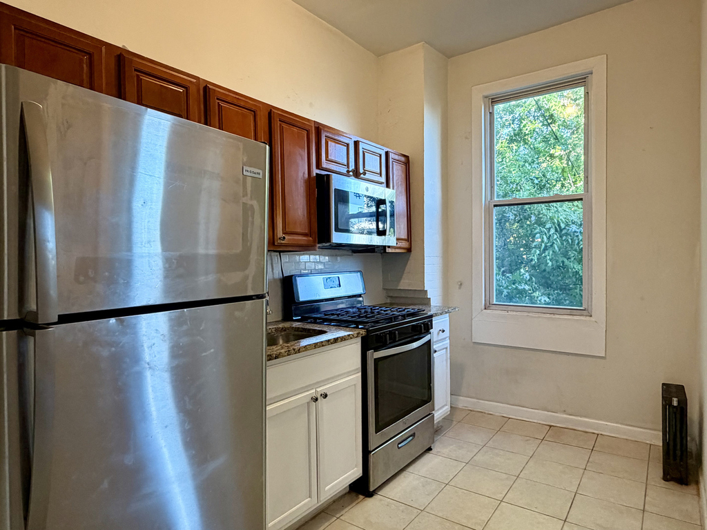 232 Covert Street - Photo 14
