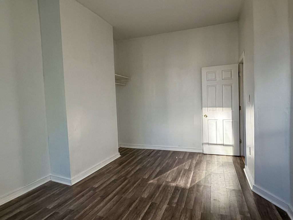 232 Covert Street - Photo 4