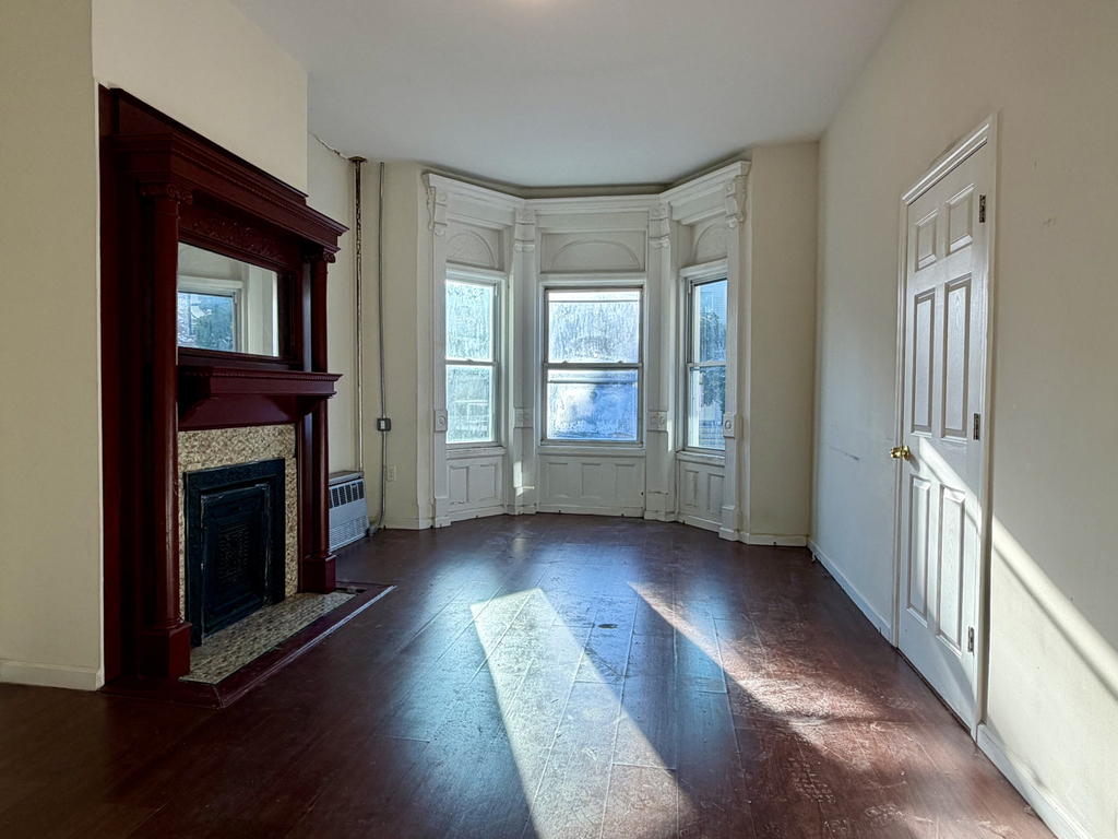232 Covert Street - Photo 0