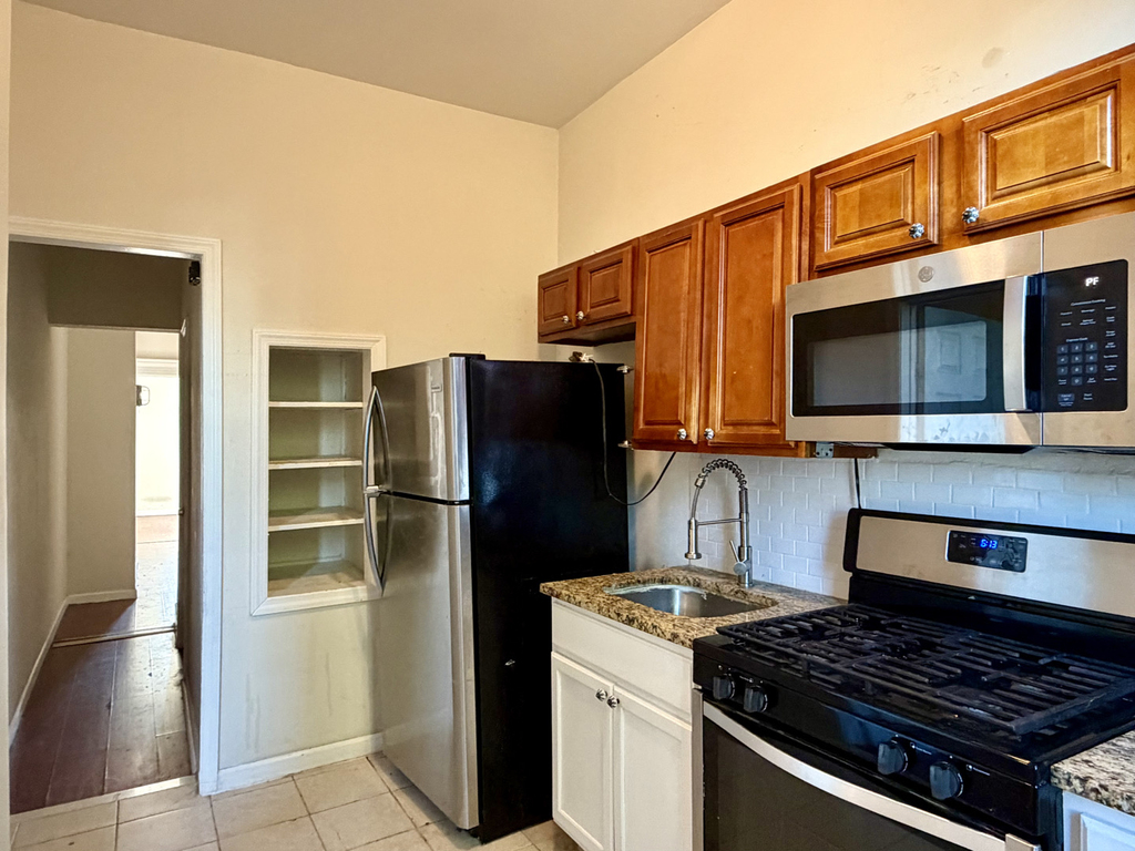 232 Covert Street - Photo 15