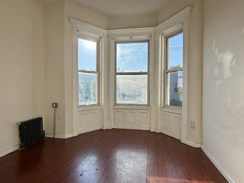 232 Covert Street - Photo 11