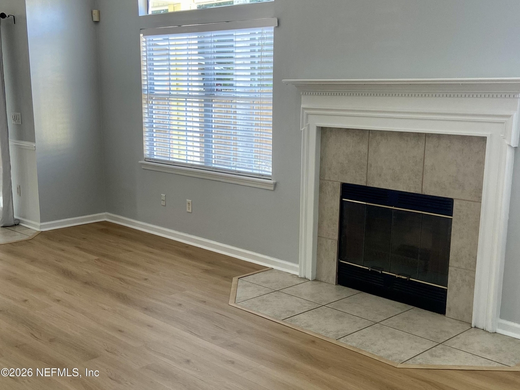 561 Upper 8th Avenue S - Photo 2
