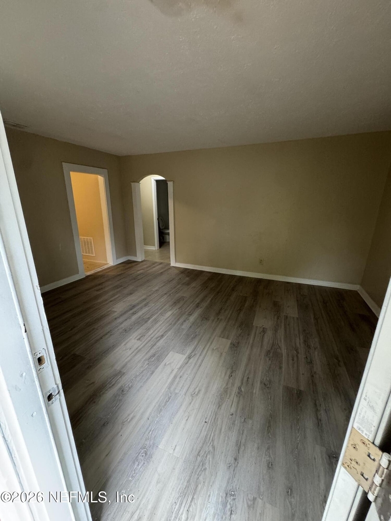 273 Day Avenue - Photo 2